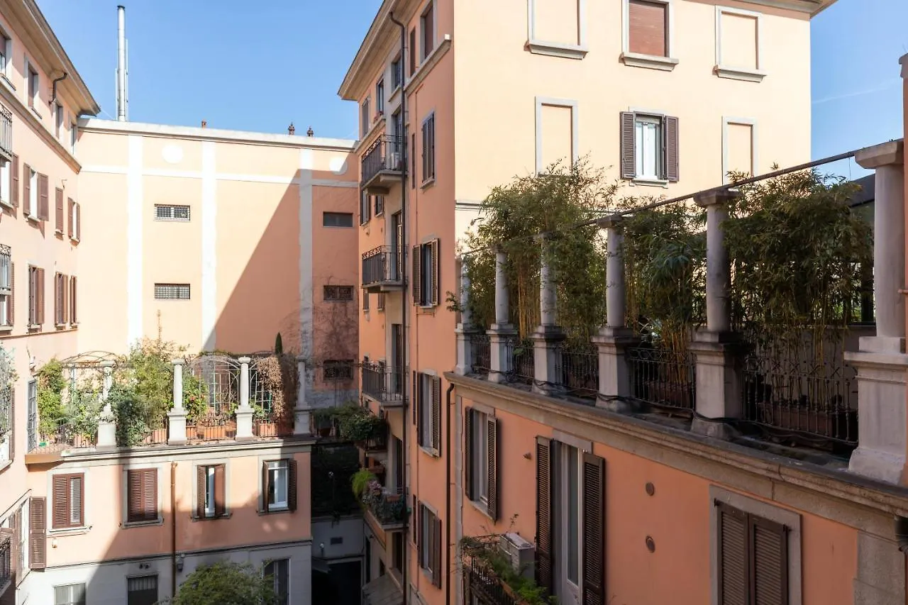 Solferino Living Apartment Milan